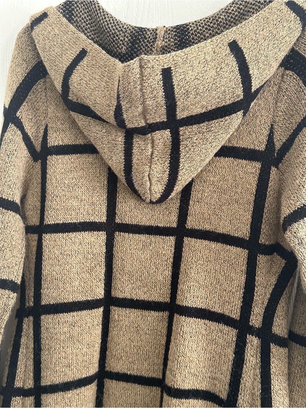 Long Hooded Grid-Pattern Cardigan - Camel/Black Size S - Picture 7 of 8